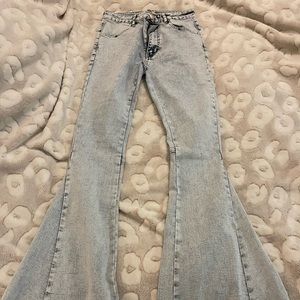 Flare cowboy jeans